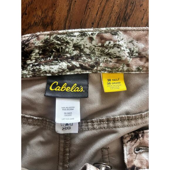 Cabelas Real Tree Fleece Lined Camo Cargo Pants - Picture 4 of 6